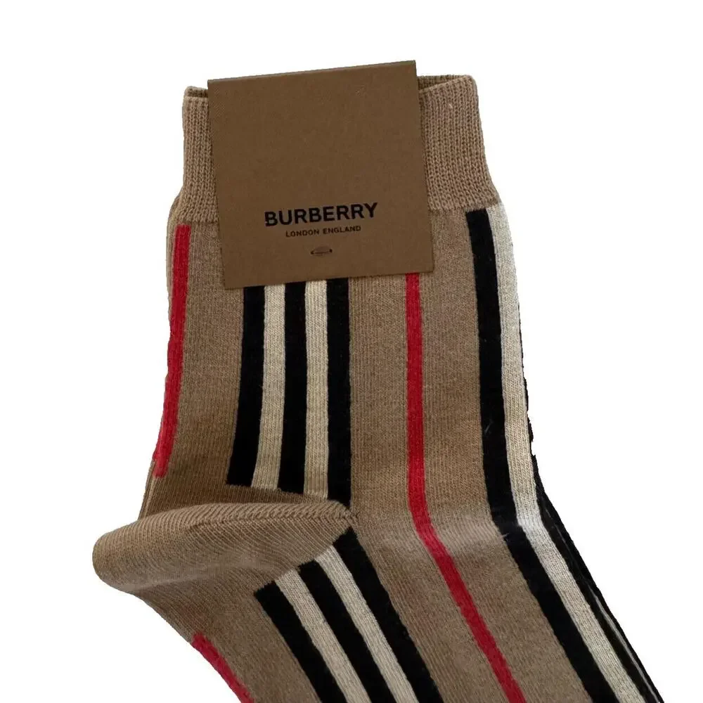 NWT Burberry Check Socks Beige Size Large (42-44 Euro)
